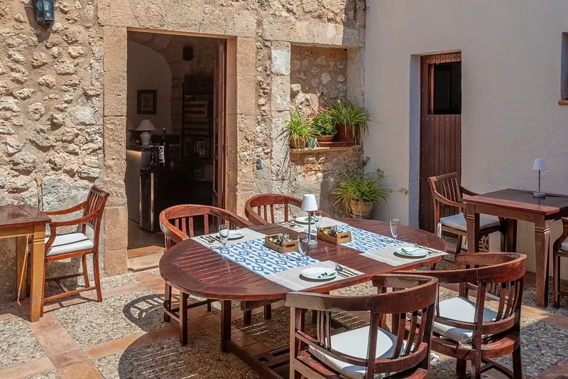 Comedor interior de Villa Sa Barcella