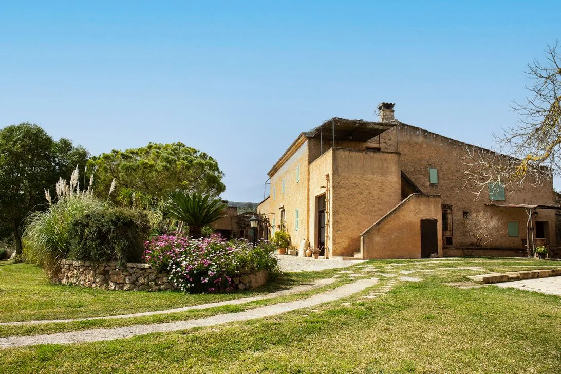 Exterior of the S'Hort de Sa Begura estate in Sant Llorenç des Cardassar